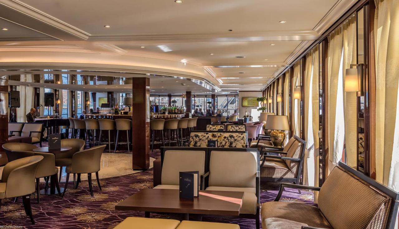 Hotel Select Ms Charles Dickens Neuss Esterno foto