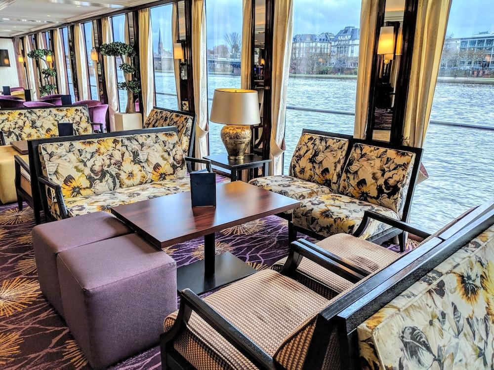 Hotel Select Ms Charles Dickens Neuss Esterno foto